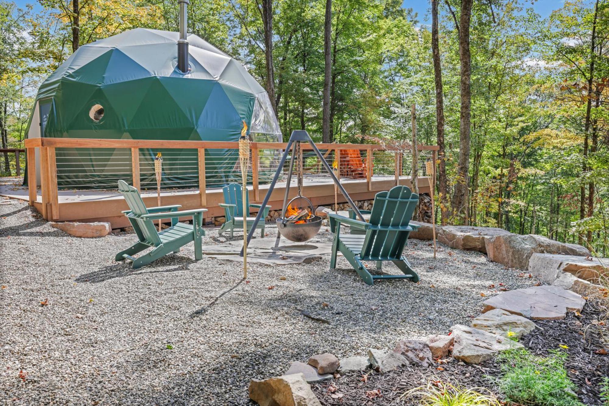 Domes At Catskills Swan Lake Exterior foto
